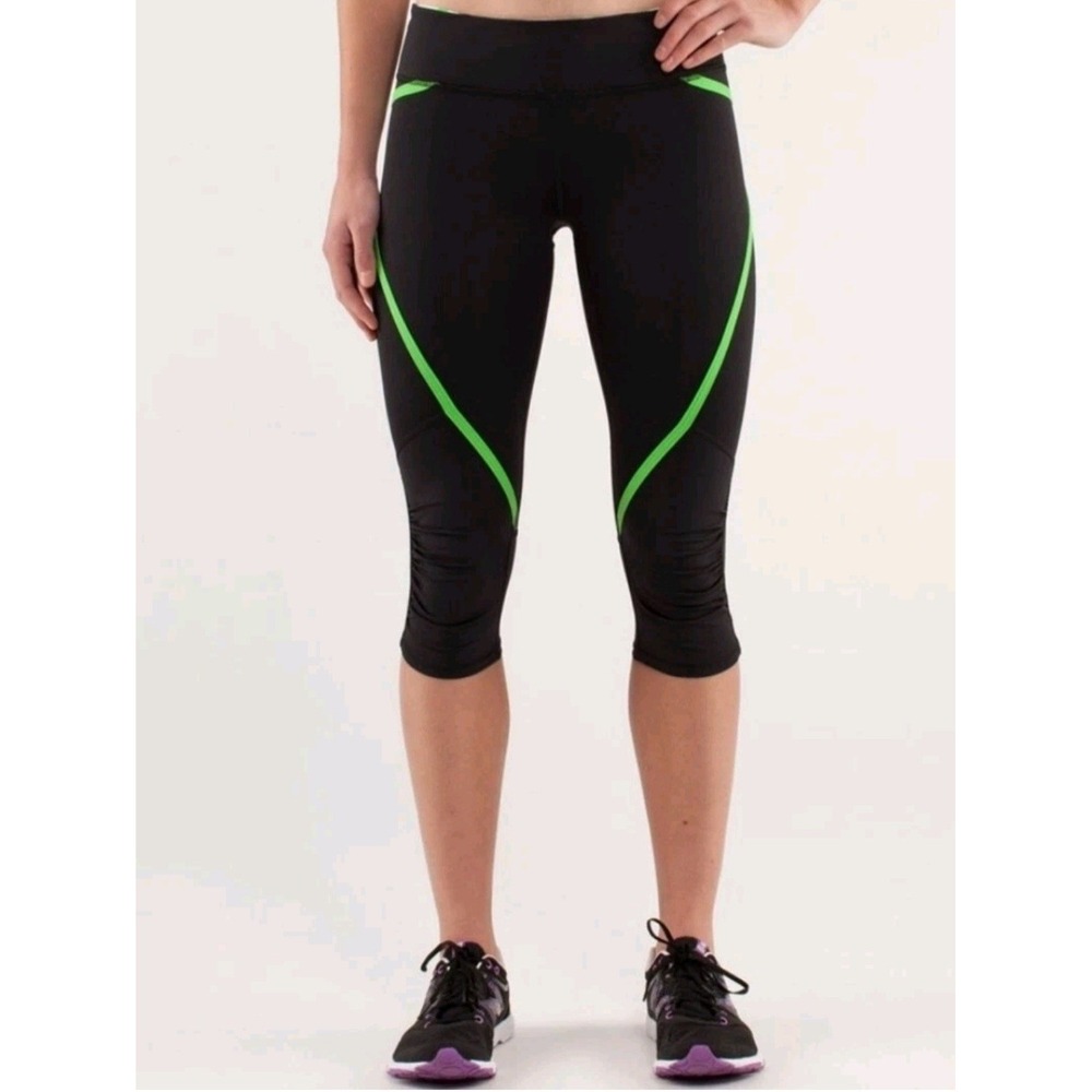Lululemon Run Pace Crop - Black and Ocean Green Stripe Athletic Tights, Sz 4